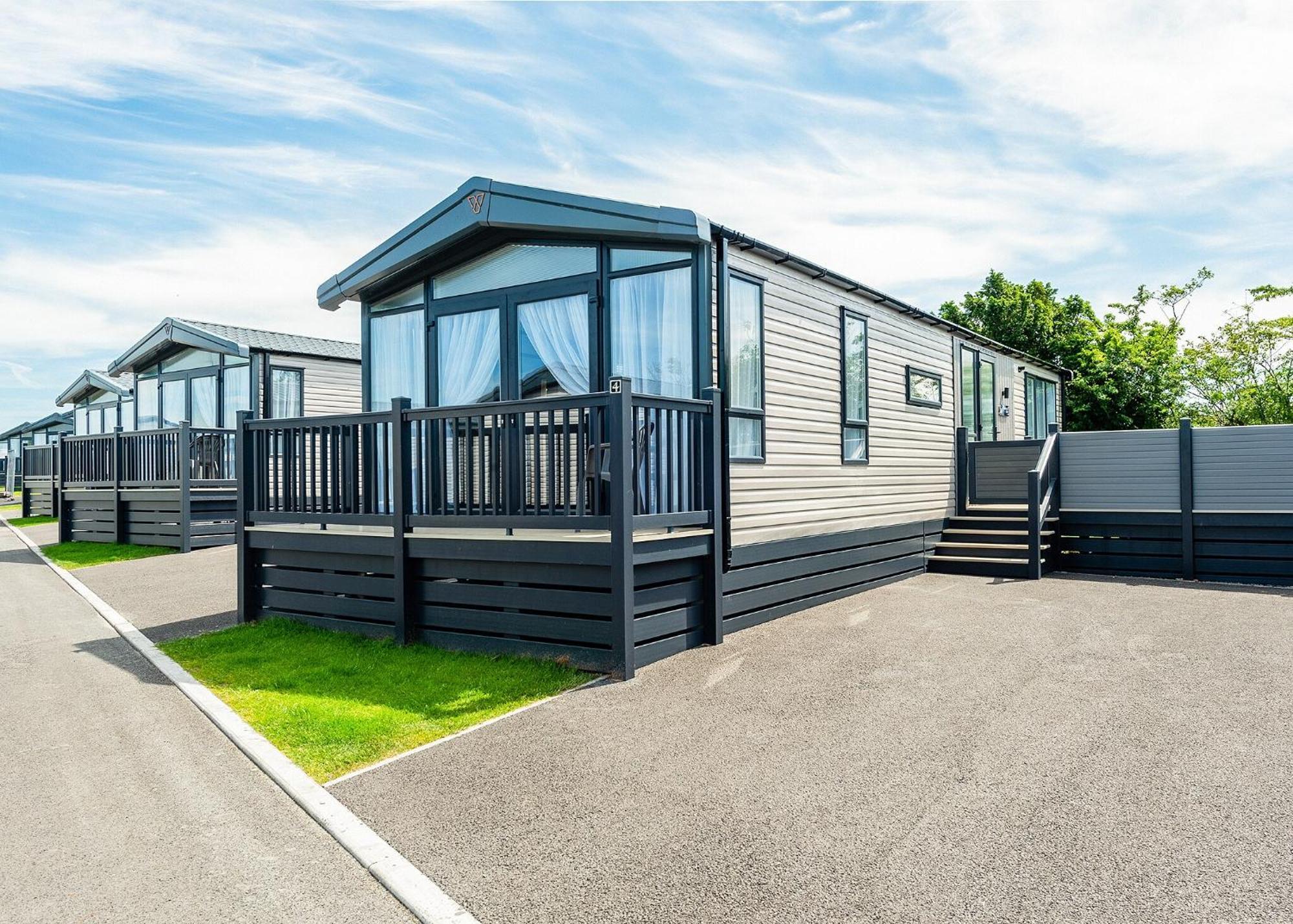 Green Meadows Country Park Hotel Harker Buitenkant foto